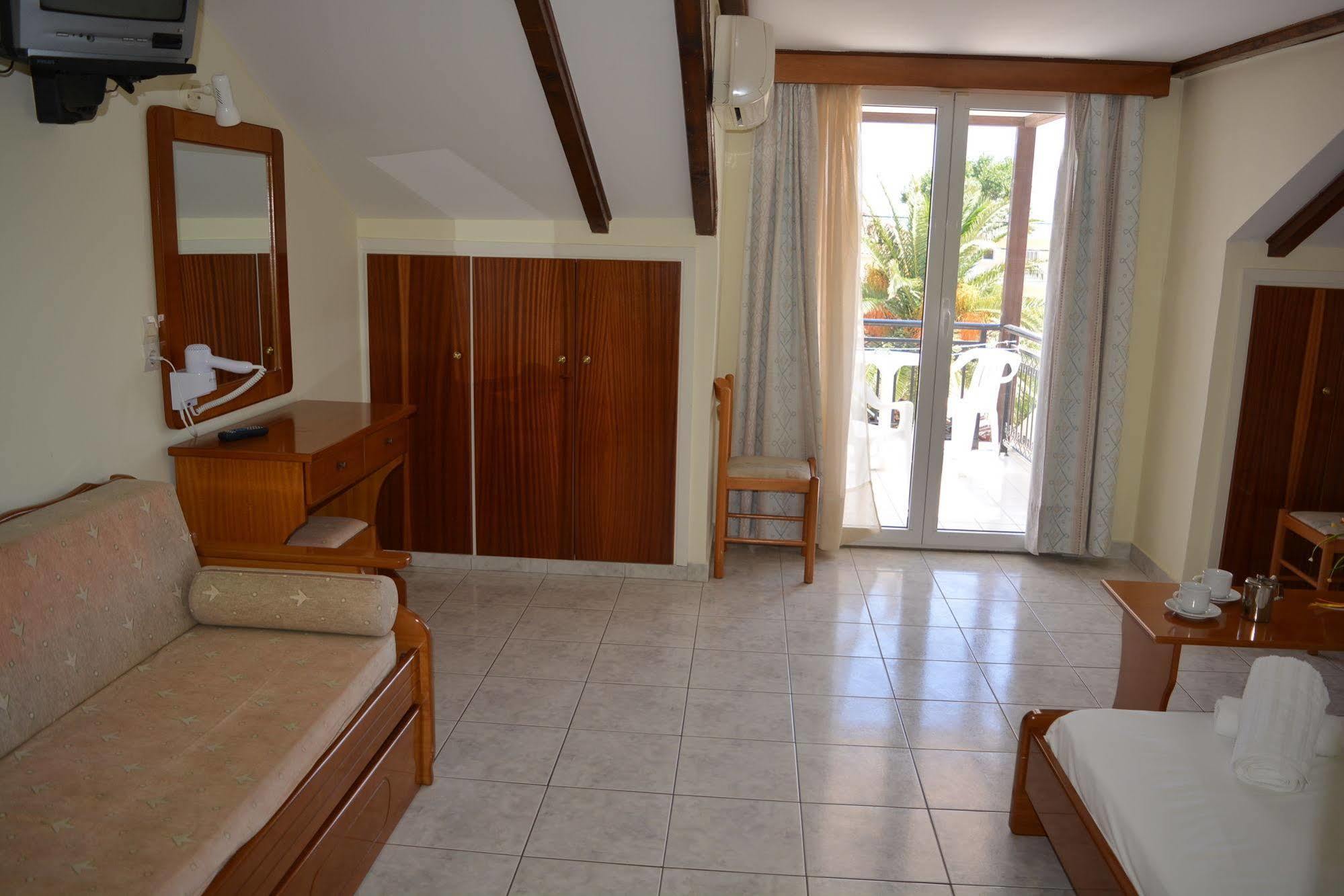 Montes Apartments & Studios Αλυκανάς Εξωτερικό φωτογραφία